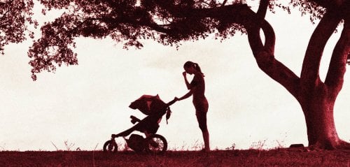 "لا أشعر بأنوثتي ولم يلمسني رجل"... أمهات مغربيات وحيدات